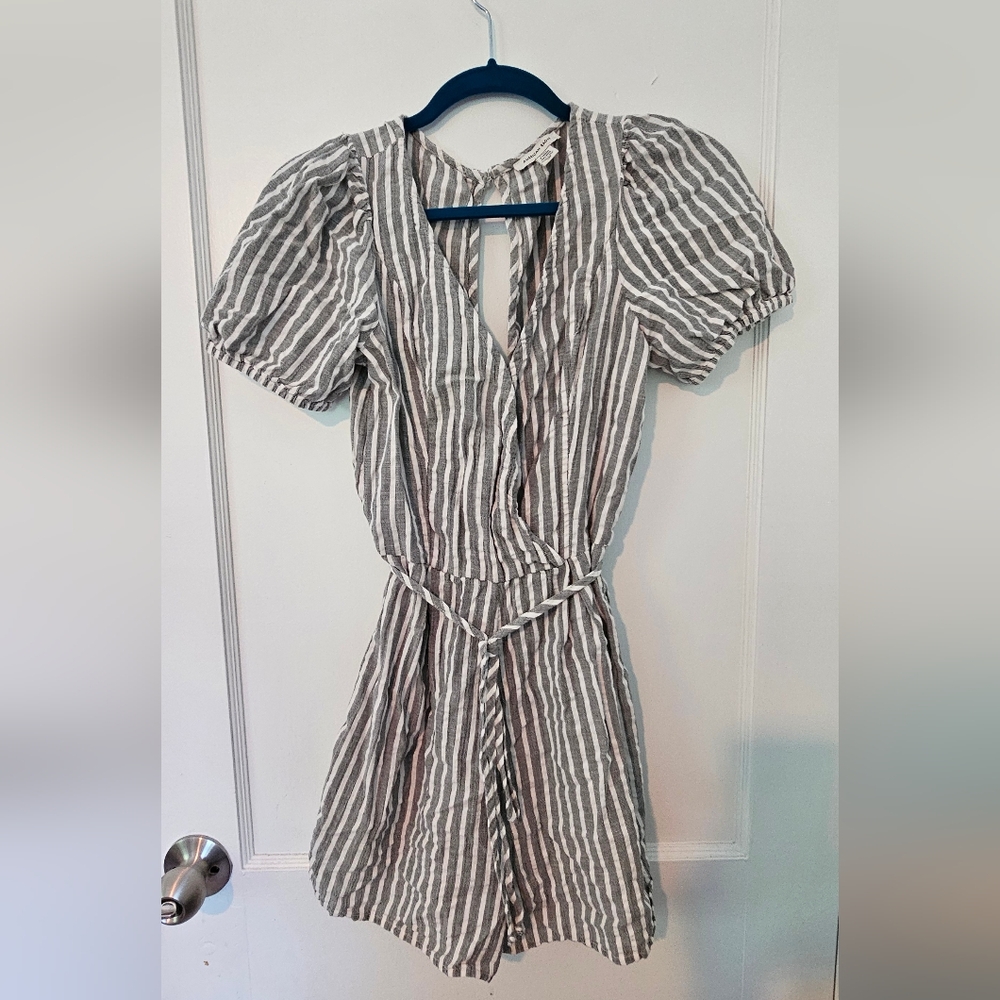 American Eagle Outfitters Black and White Puff Sleeve Jumpsuit